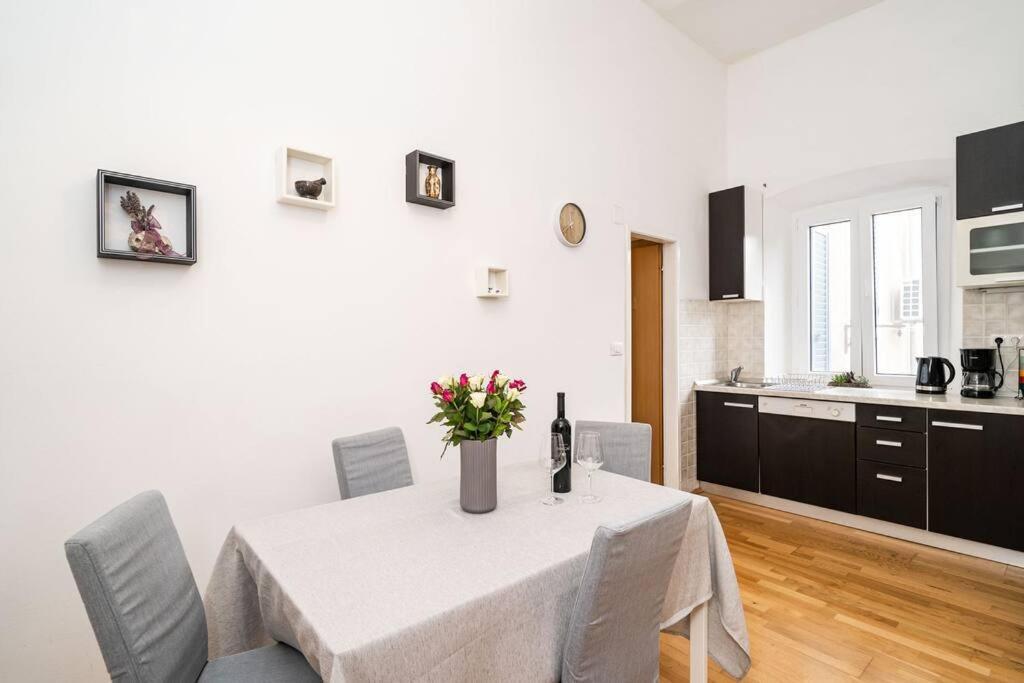 Maris Apartman