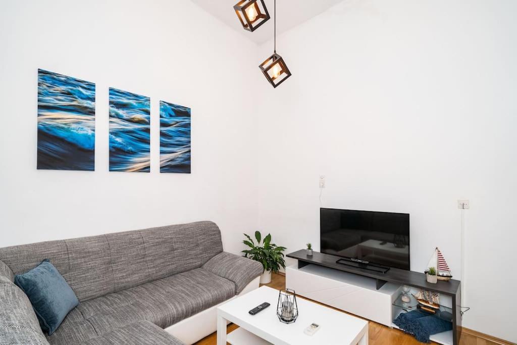 Maris Apartman *
